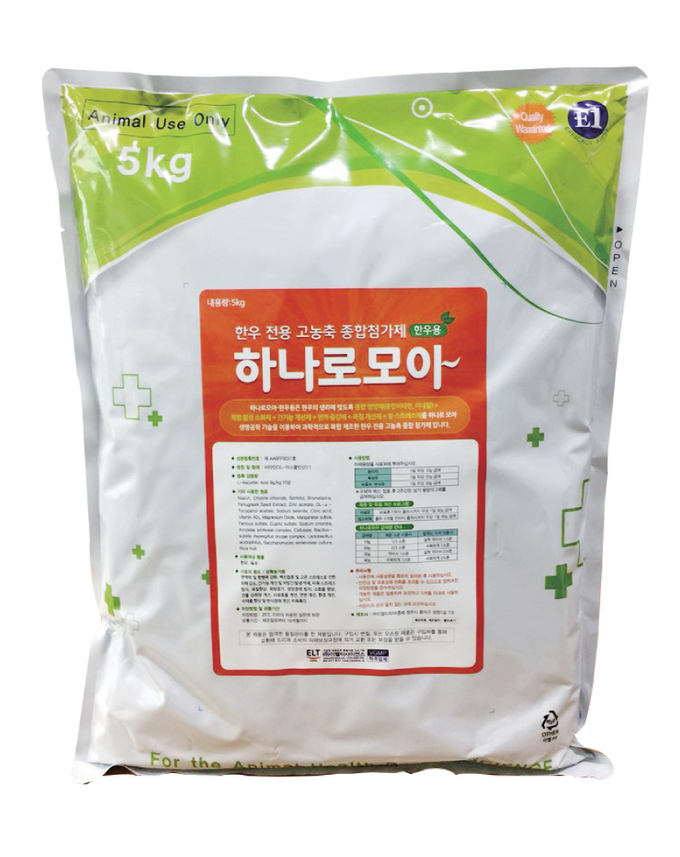 한우전용 고농축 종합첨가제 ‘하나로모아’ 제품